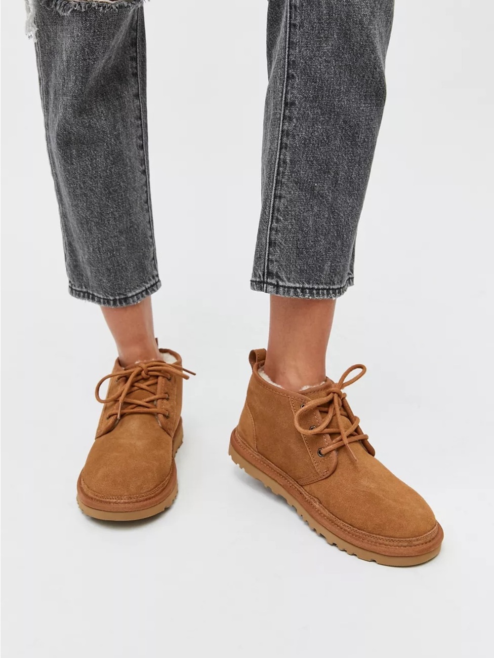 UGG Neumel Chestnut Suede Chukka Tie Up Boots 9